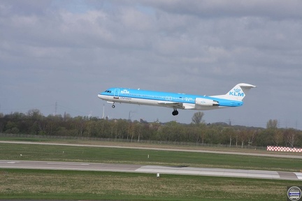 KLM PH-OFM 2012-04-01 DUS tirü (2)